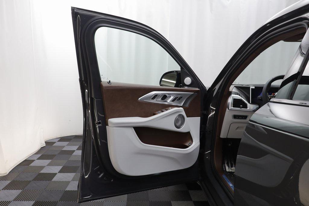 new 2026 BMW XM car, priced at $160,775