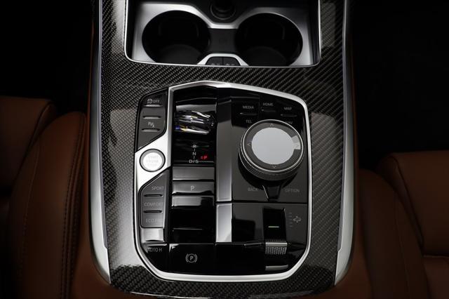 new 2026 BMW X7 car, priced at $121,240