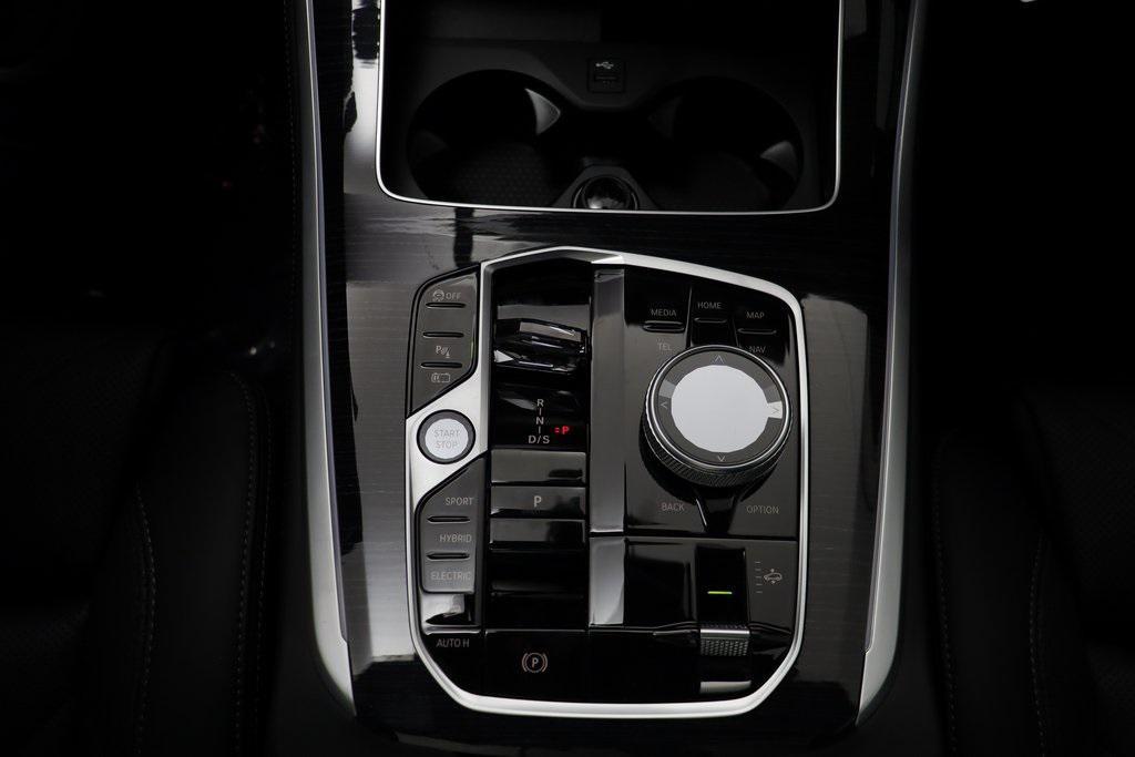 new 2026 BMW X5 PHEV car, priced at $87,290