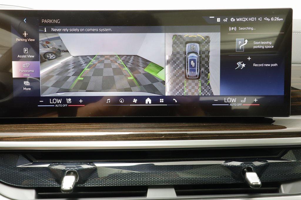 new 2026 BMW X7 car, priced at $97,460