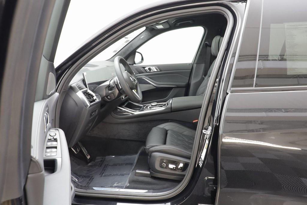 new 2026 BMW X7 car, priced at $96,740