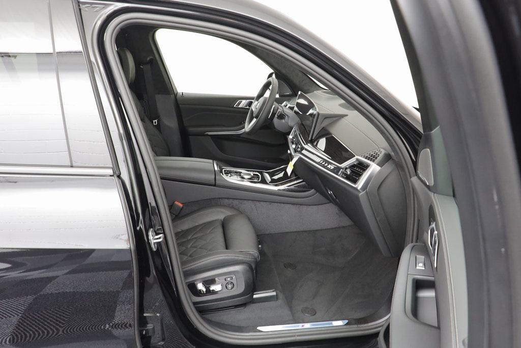new 2026 BMW X7 car, priced at $96,740