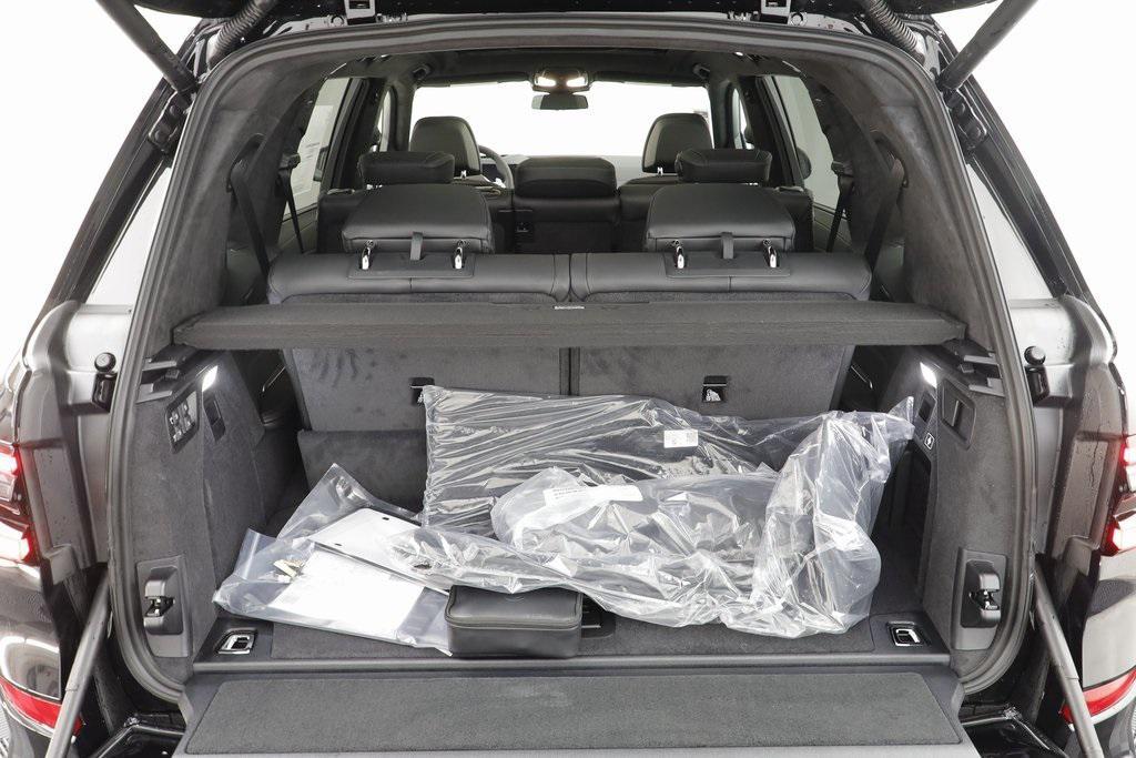 new 2026 BMW X7 car, priced at $96,740