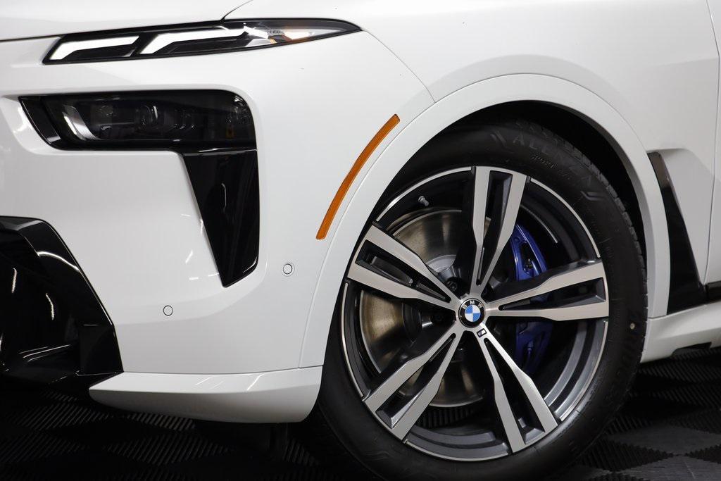new 2026 BMW X7 car, priced at $97,110
