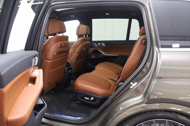 new 2025 BMW X7 car, priced at $158,845