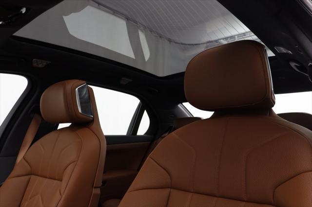 new 2025 BMW 760 car, priced at $136,095