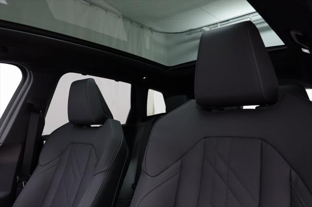 new 2025 BMW X3 car, priced at $55,395