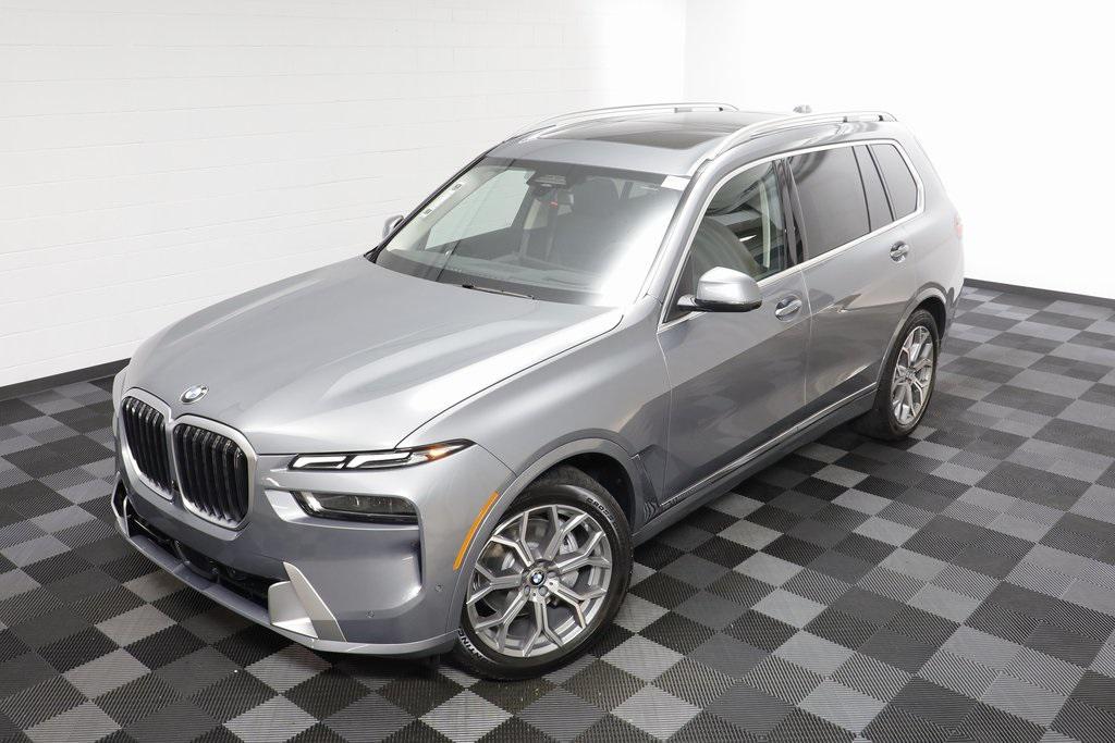 new 2026 BMW X7 car, priced at $99,285