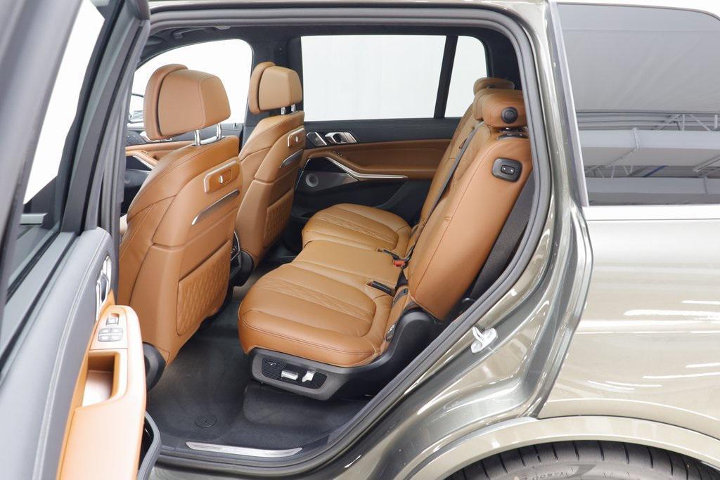 new 2026 BMW ALPINA XB7 car, priced at $162,625