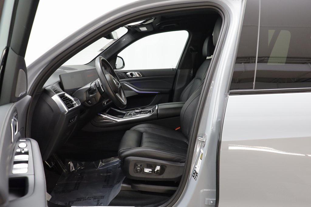 used 2025 BMW X7 car, priced at $99,577