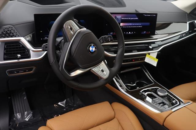 new 2025 BMW X7 car, priced at $90,370