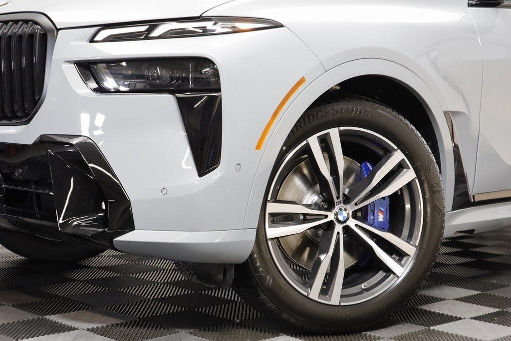 new 2026 BMW X7 car, priced at $97,110