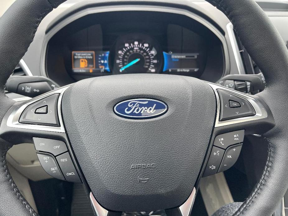 new 2024 Ford Edge car, priced at $45,205