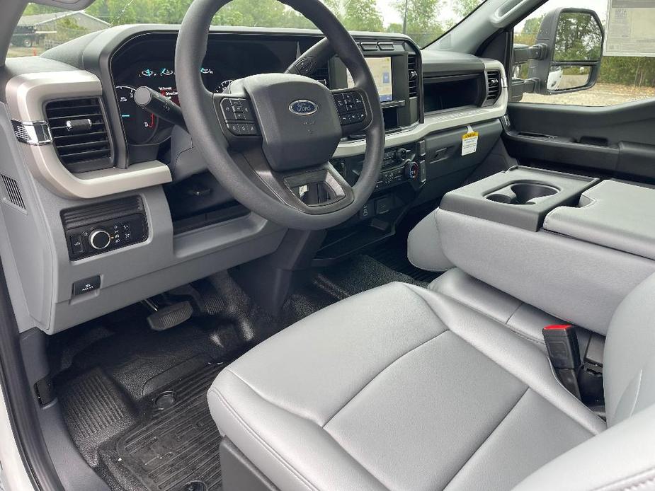 new 2024 Ford F-350 car, priced at $66,865