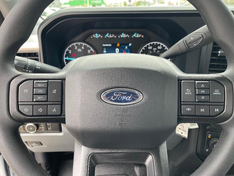 new 2024 Ford F-250 car, priced at $52,940