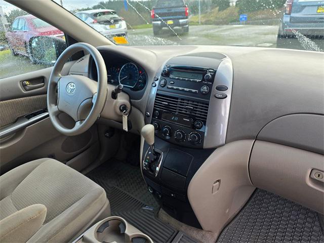 used 2008 Toyota Sienna car, priced at $9,794