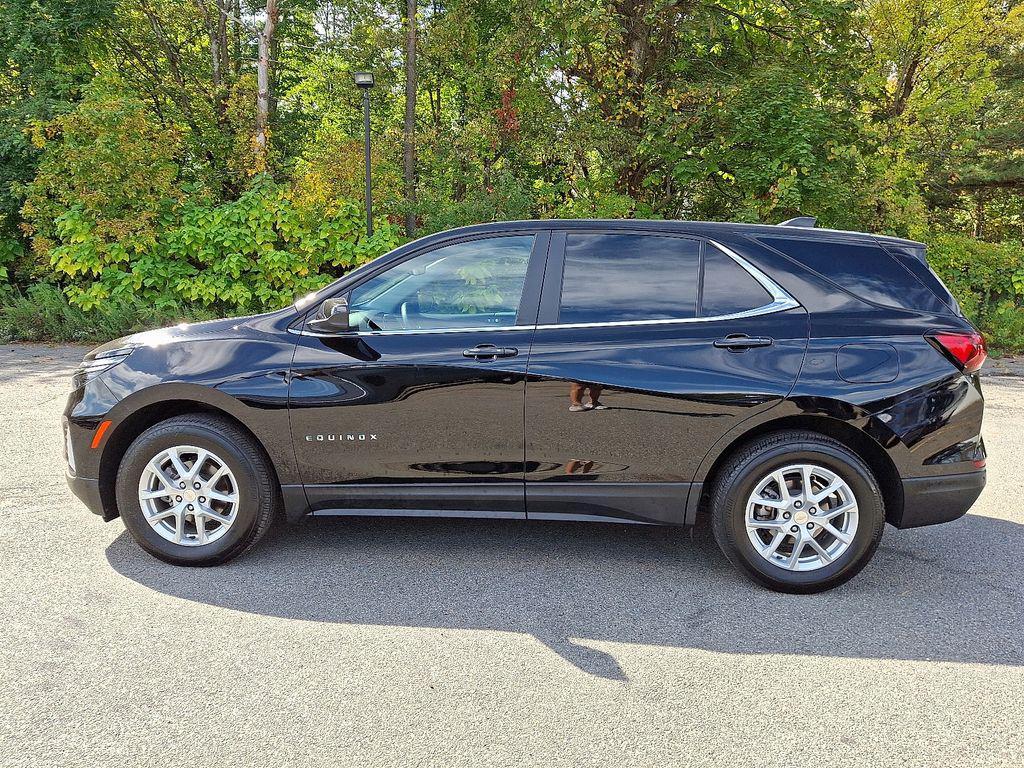 used 2022 Chevrolet Equinox car, priced at $21,376