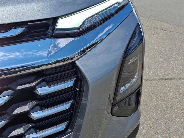 used 2025 Chevrolet Equinox car, priced at $28,544