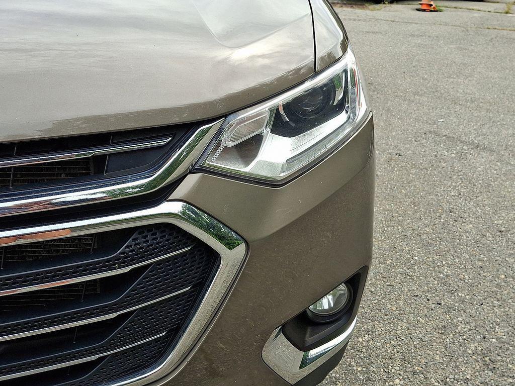 used 2020 Chevrolet Traverse car, priced at $20,224