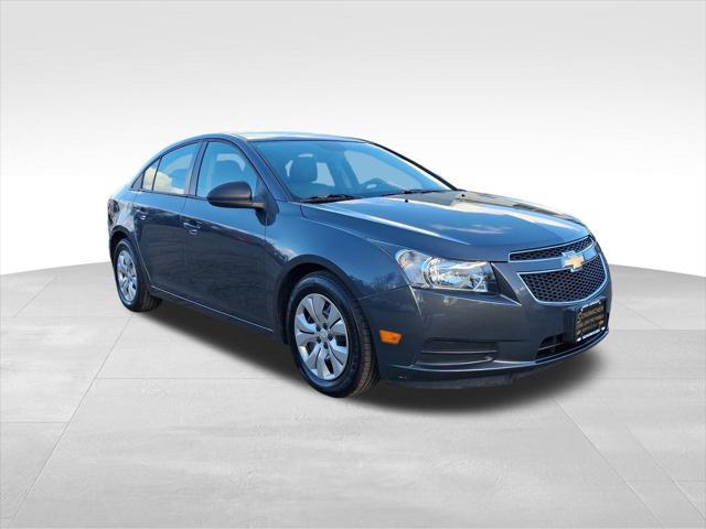 used 2013 Chevrolet Cruze car, priced at $8,787