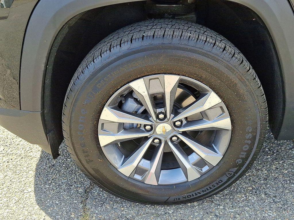 used 2026 Chevrolet Equinox car, priced at $29,906