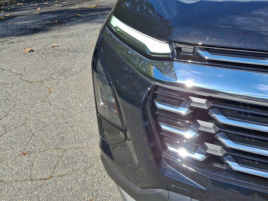 used 2026 Chevrolet Equinox car, priced at $29,906