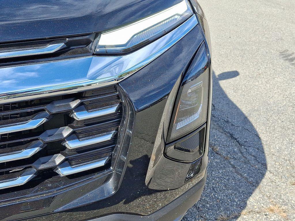 used 2026 Chevrolet Equinox car, priced at $29,906