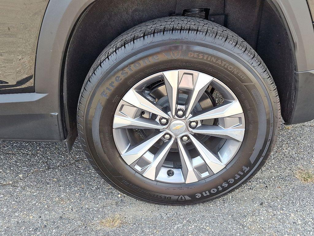 used 2026 Chevrolet Equinox car, priced at $29,906