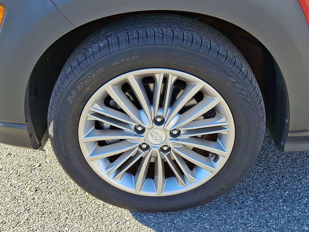 used 2021 Hyundai Kona car, priced at $17,525