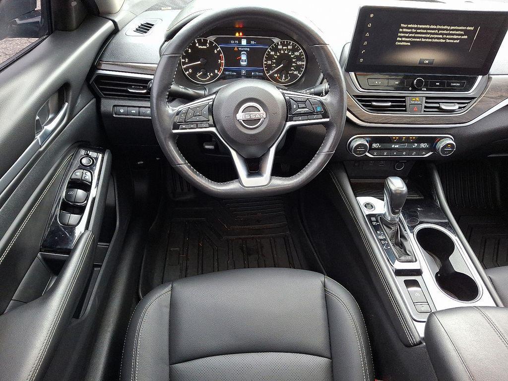 used 2023 Nissan Altima car, priced at $21,966