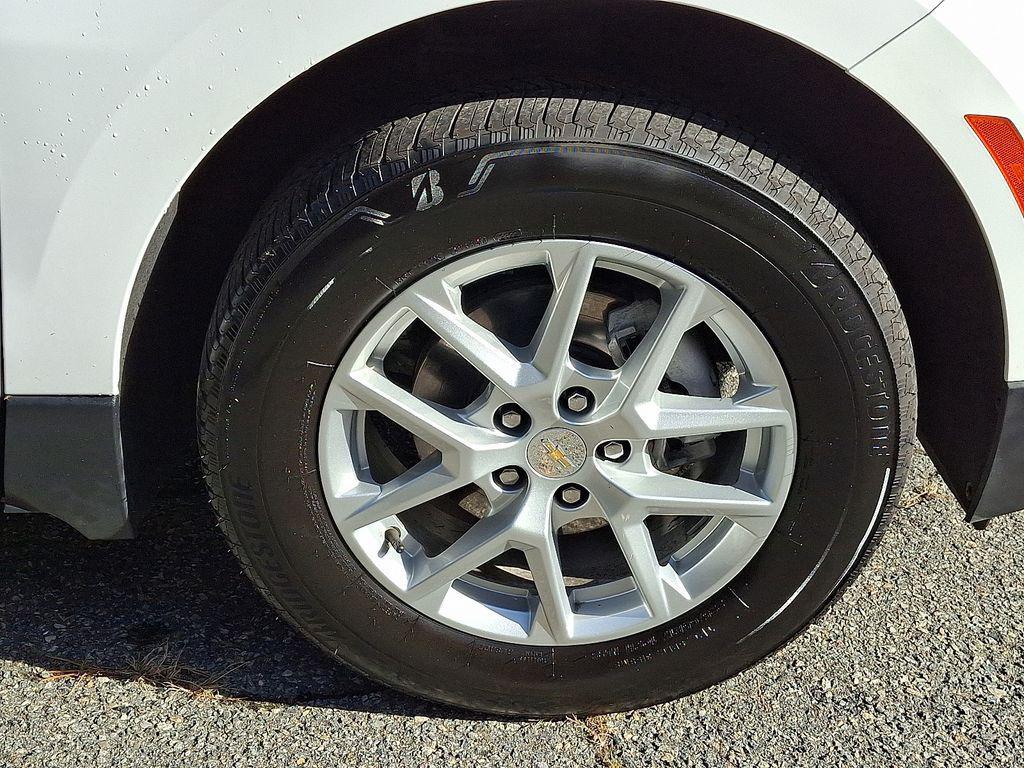 used 2022 Chevrolet Equinox car, priced at $20,237