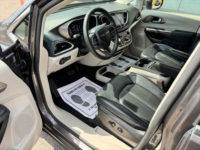 used 2023 Chrysler Pacifica car, priced at $23,994