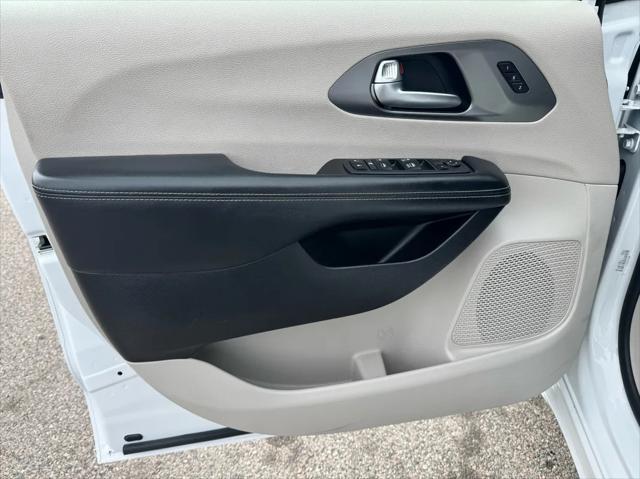 used 2022 Chrysler Pacifica car, priced at $18,994