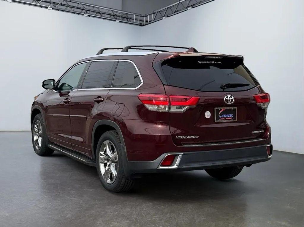 used 2019 Toyota Highlander car, priced at $26,494