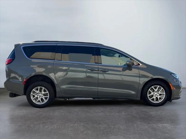 used 2022 Chrysler Pacifica car, priced at $43,994