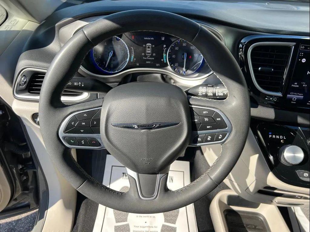 used 2022 Chrysler Pacifica car, priced at $35,994