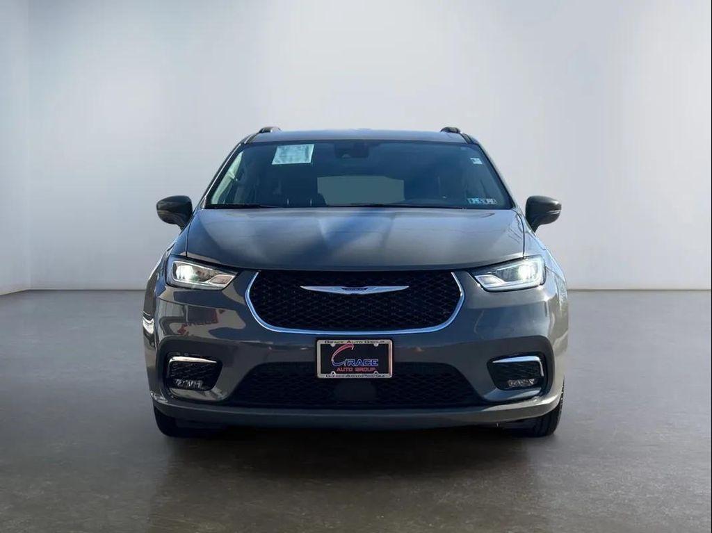 used 2022 Chrysler Pacifica car, priced at $35,994