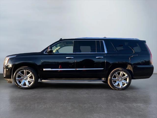 used 2018 Cadillac Escalade ESV car, priced at $28,994