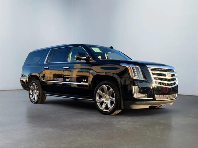 used 2018 Cadillac Escalade ESV car, priced at $28,994