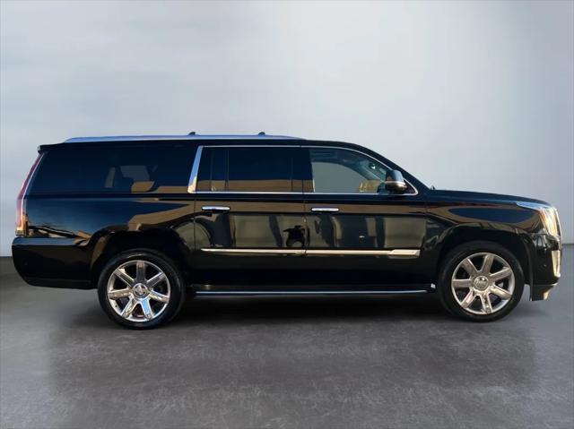 used 2018 Cadillac Escalade ESV car, priced at $28,994