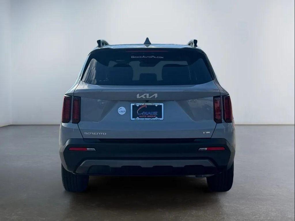 used 2023 Kia Sorento car, priced at $26,994