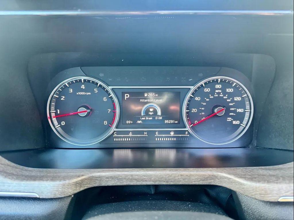 used 2023 Kia Sorento car, priced at $26,994