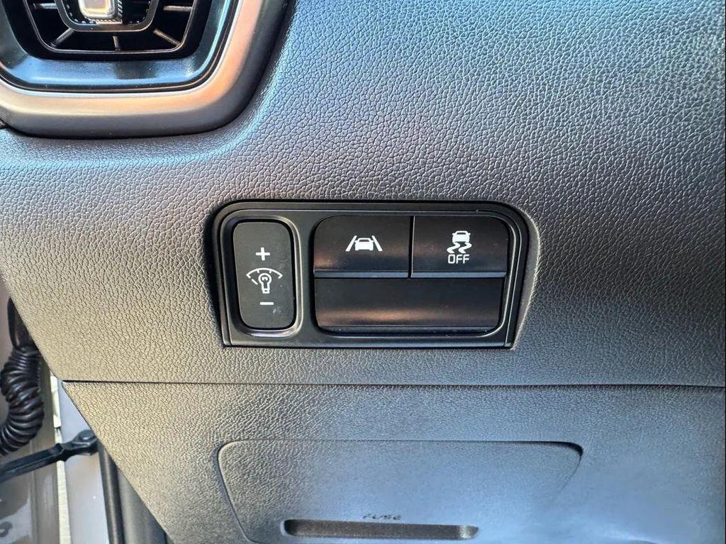 used 2023 Kia Sorento car, priced at $26,994