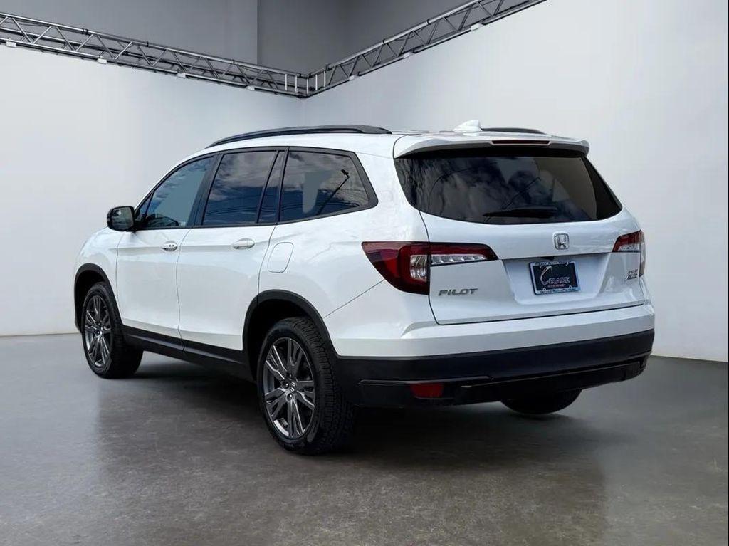 used 2022 Honda Pilot car, priced at $27,994