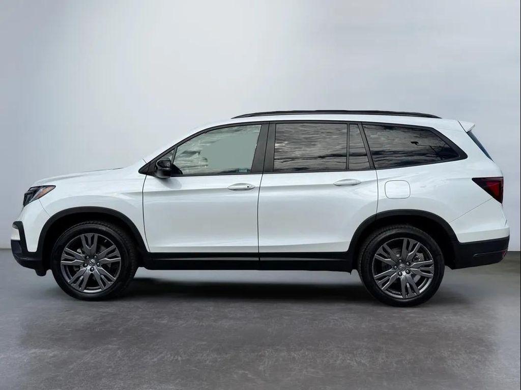 used 2022 Honda Pilot car, priced at $27,994