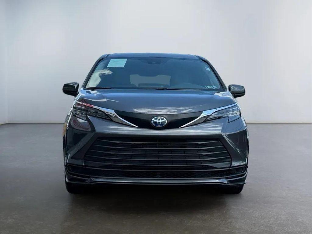 used 2025 Toyota Sienna car, priced at $64,994