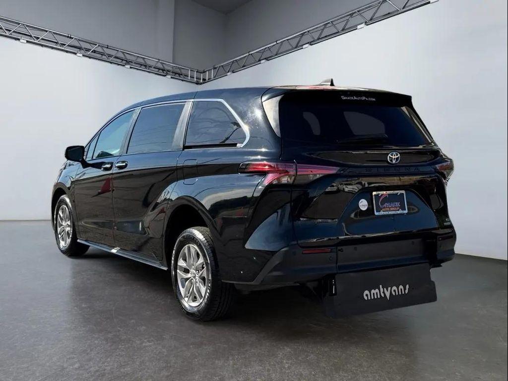 used 2022 Toyota Sienna car, priced at $59,994