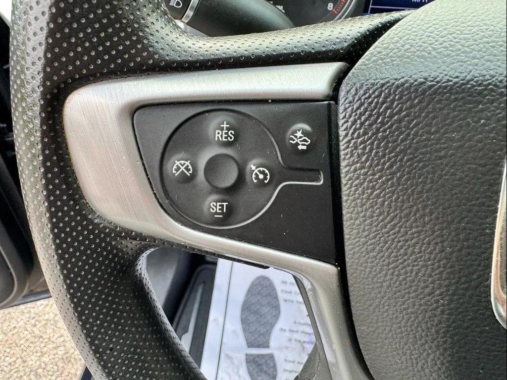 used 2022 GMC Acadia car, priced at $19,994