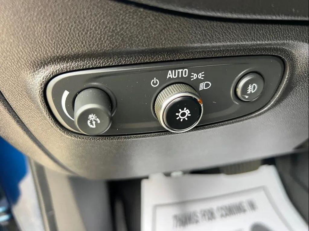 used 2021 Chevrolet Equinox car, priced at $19,994
