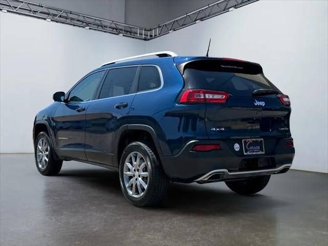 used 2018 Jeep Cherokee car, priced at $16,994